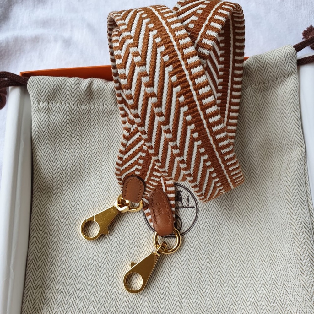 Hermes Sangle Cavale strap